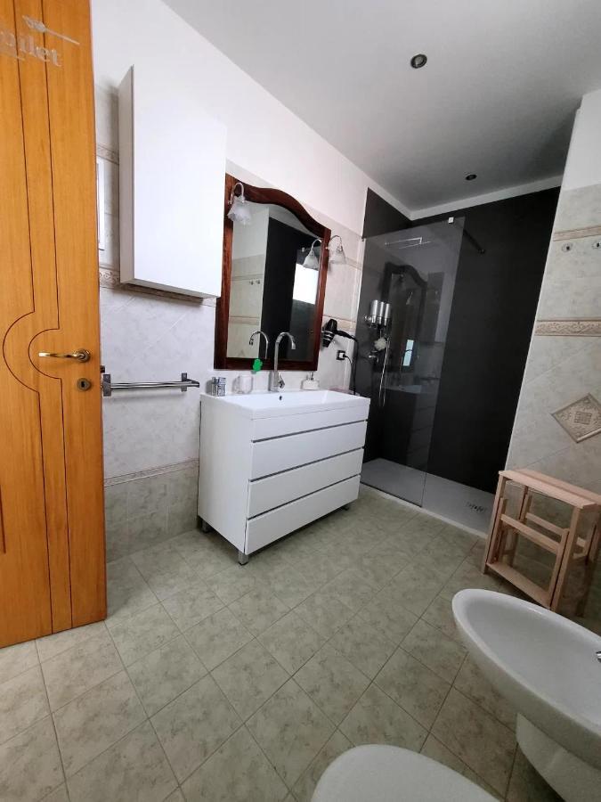 Kalimera باري المظهر الخارجي الصورة